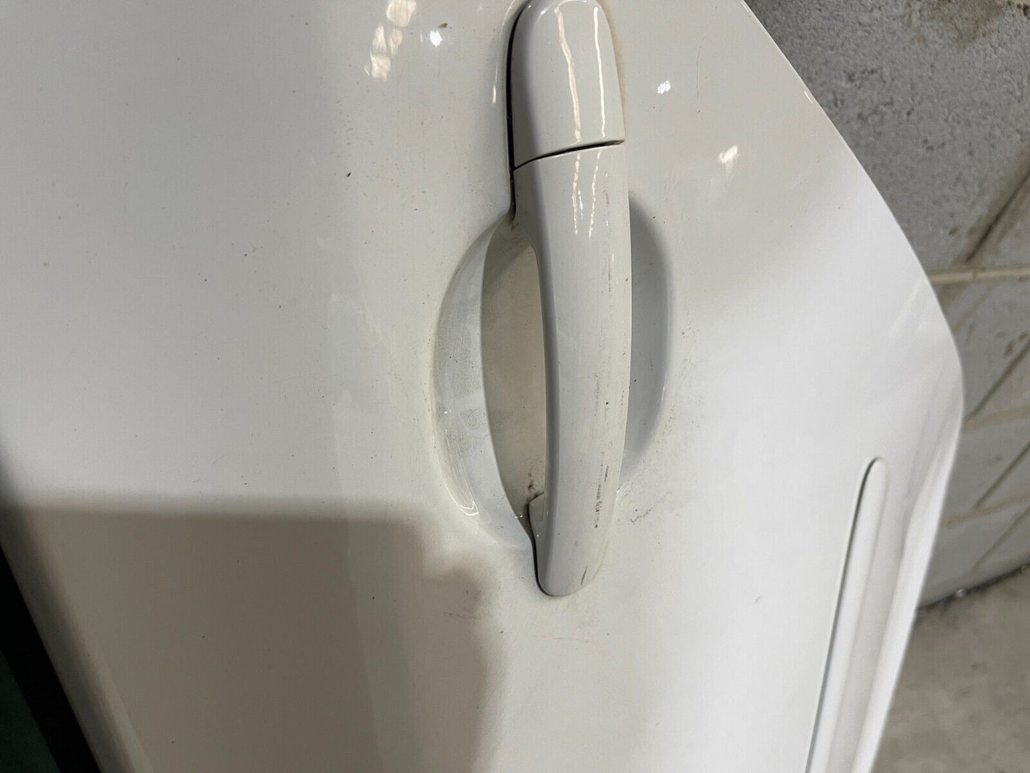 Volkswagen Golf MK5 Rear Left Door In White *Freight Available*