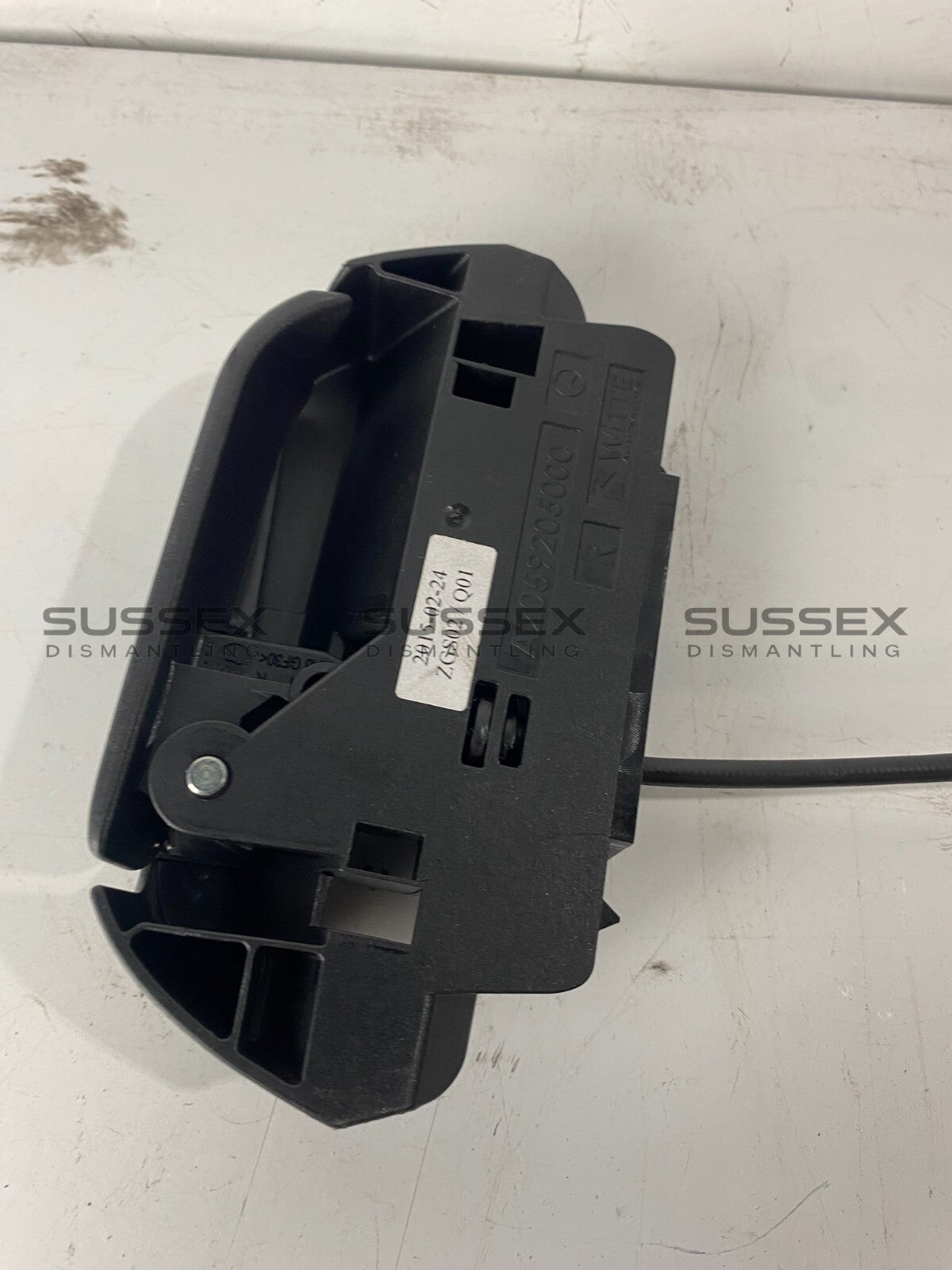 Mercedes-Benz Rear Right Seat Release Handle And Lock A2059205000