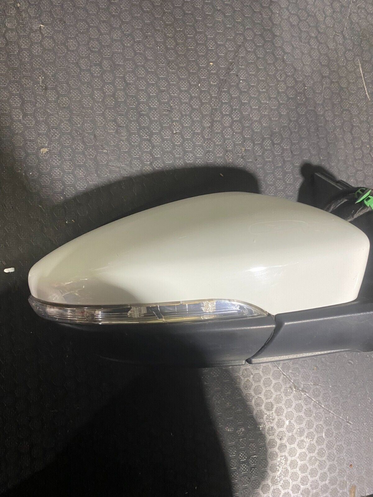 Volkswagen Passat 3C 2010-2015 Right Hand Side Exterior Mirror In White