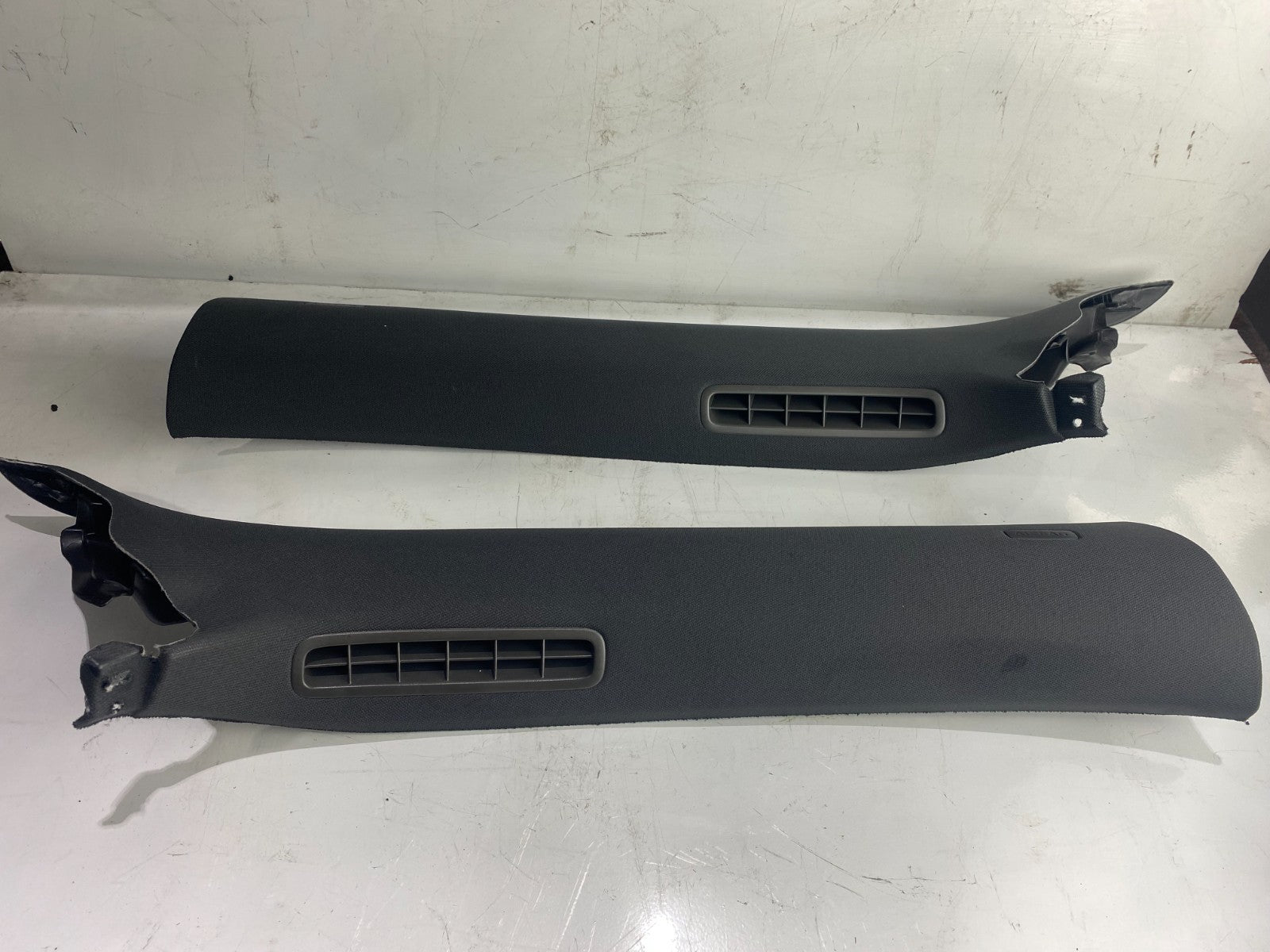 Volkswagen Scirocco 2008-2016 Scirocco A Pillar Set 1K8867234A 1K8867233A