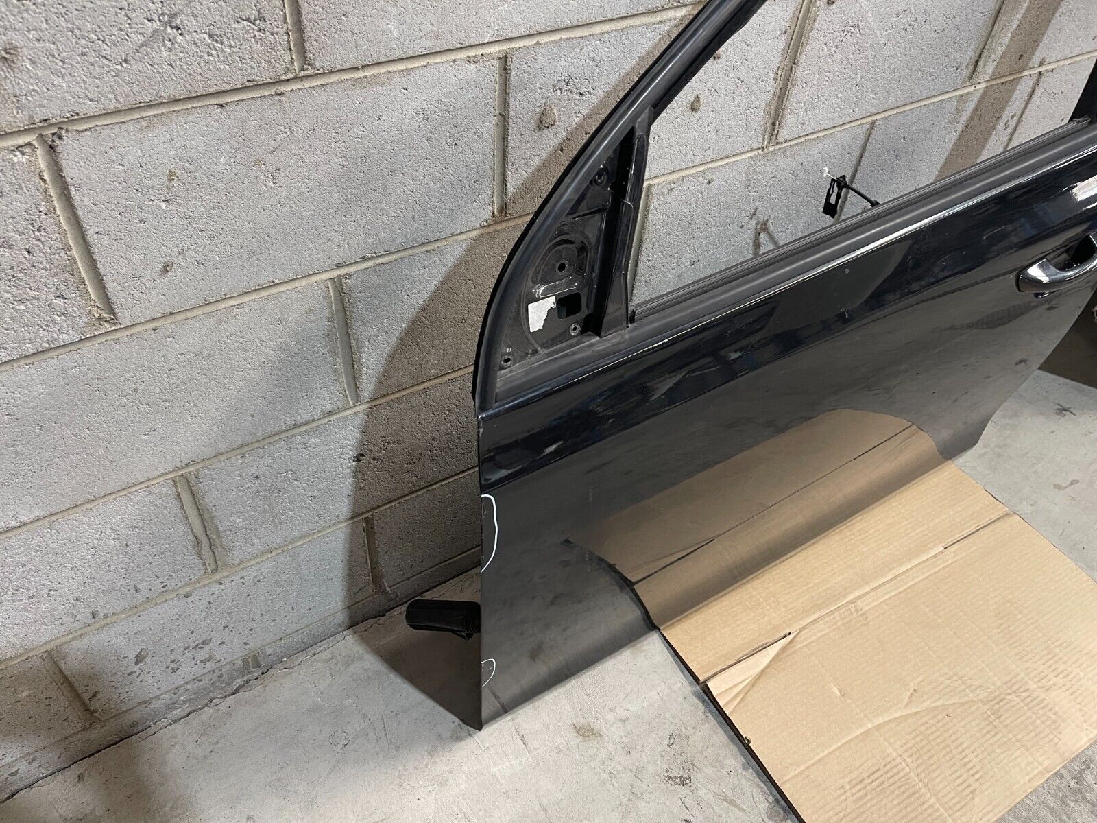 Volkswagen Golf MK6 Front Left Door In Black *Freight Available*