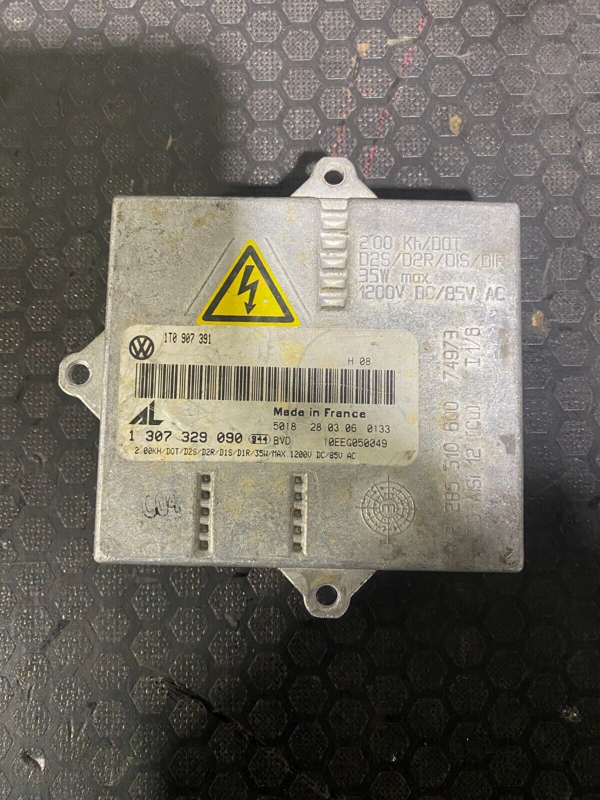 Volkswagen Xenon Ballast Headlight Control Unit 1T0907391