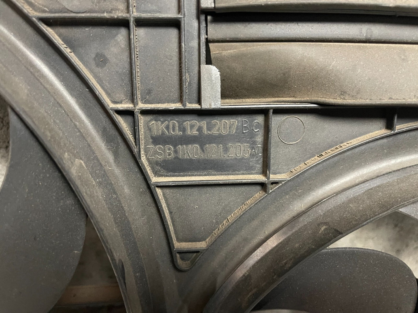 VWAG Engine Fan 1K0121207BC