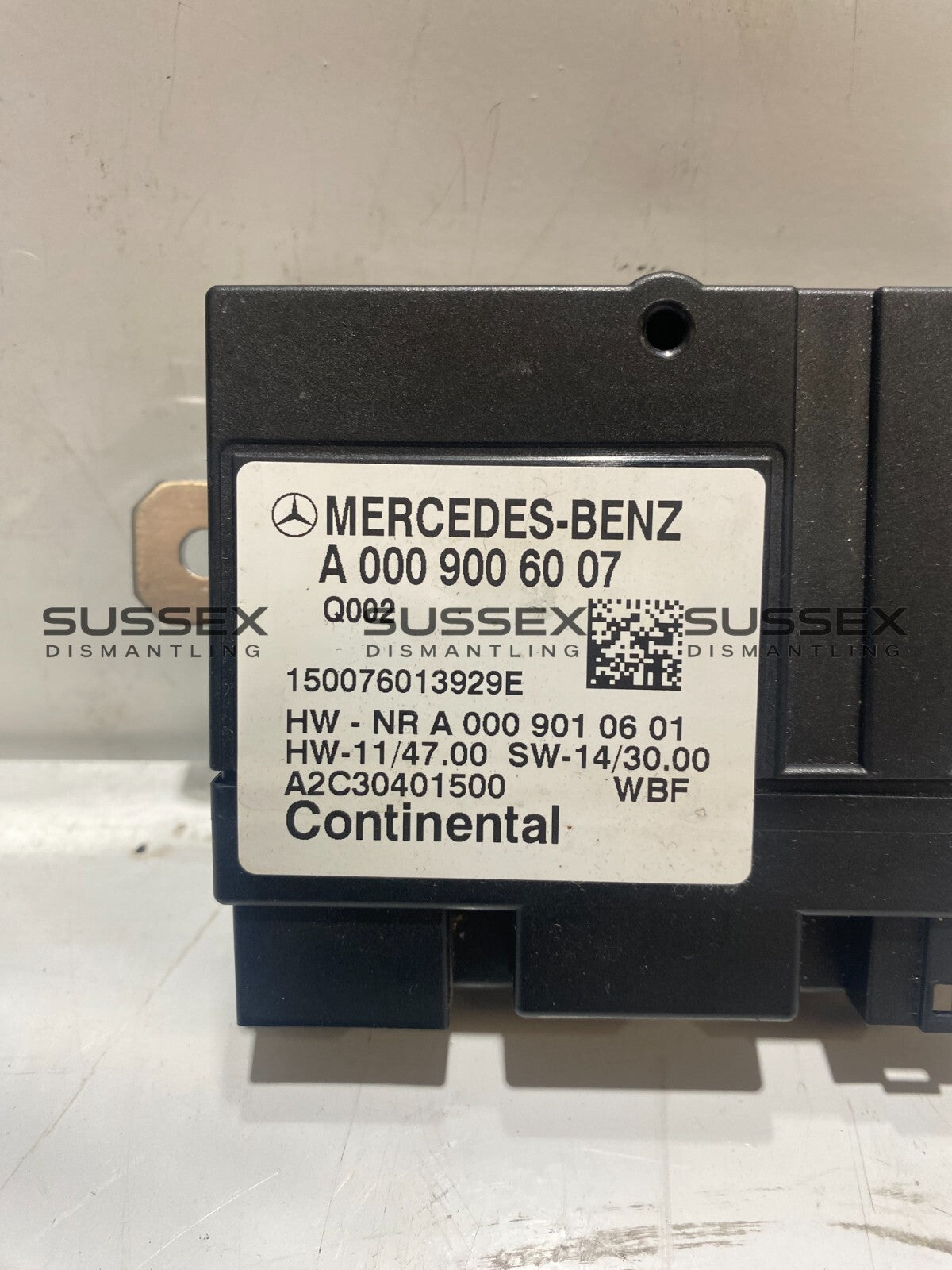 Mercedes-Benz Fuel Pump Control Module A0009006007