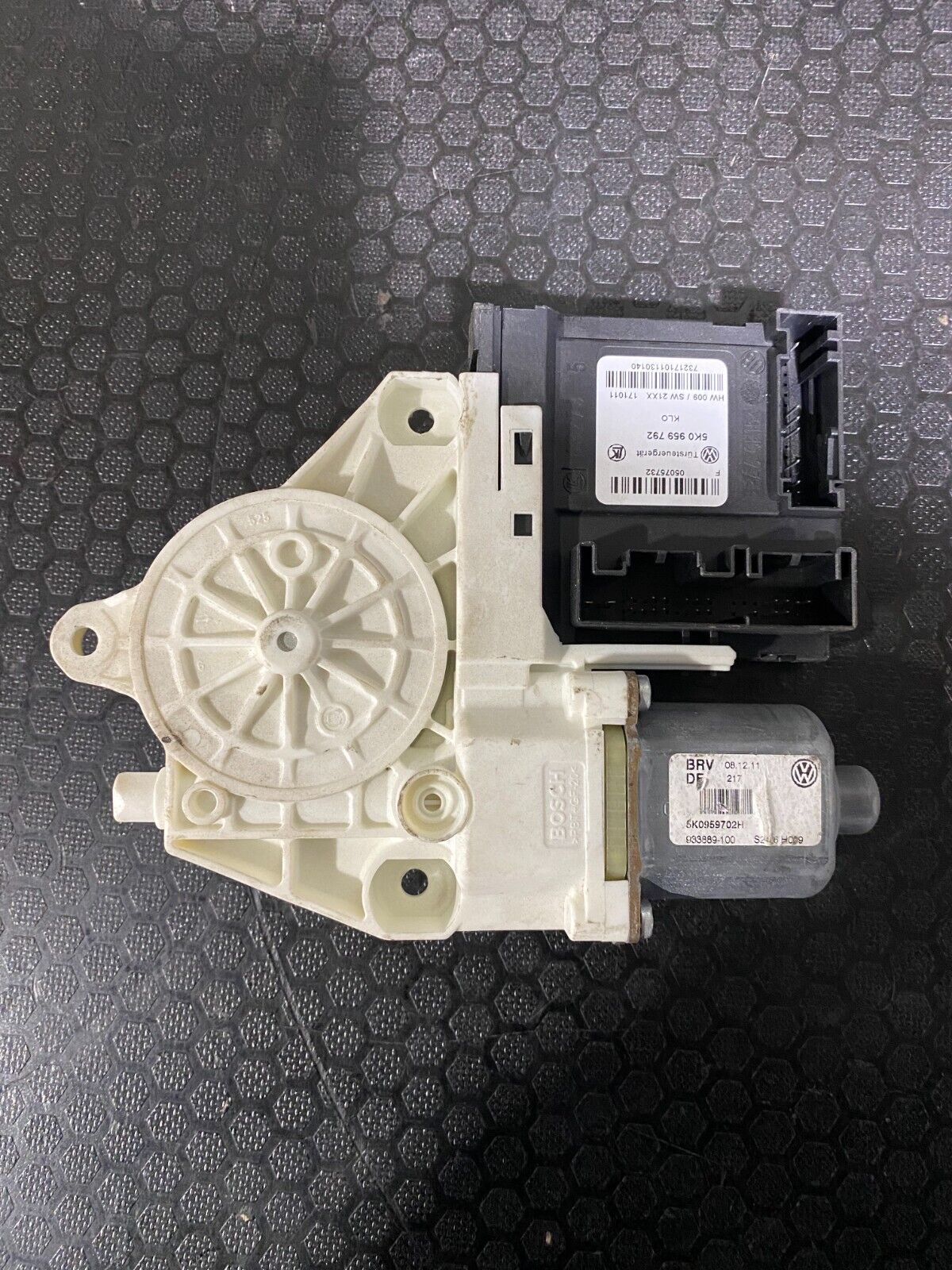 Volkswagen Window Motor 5K0959702H