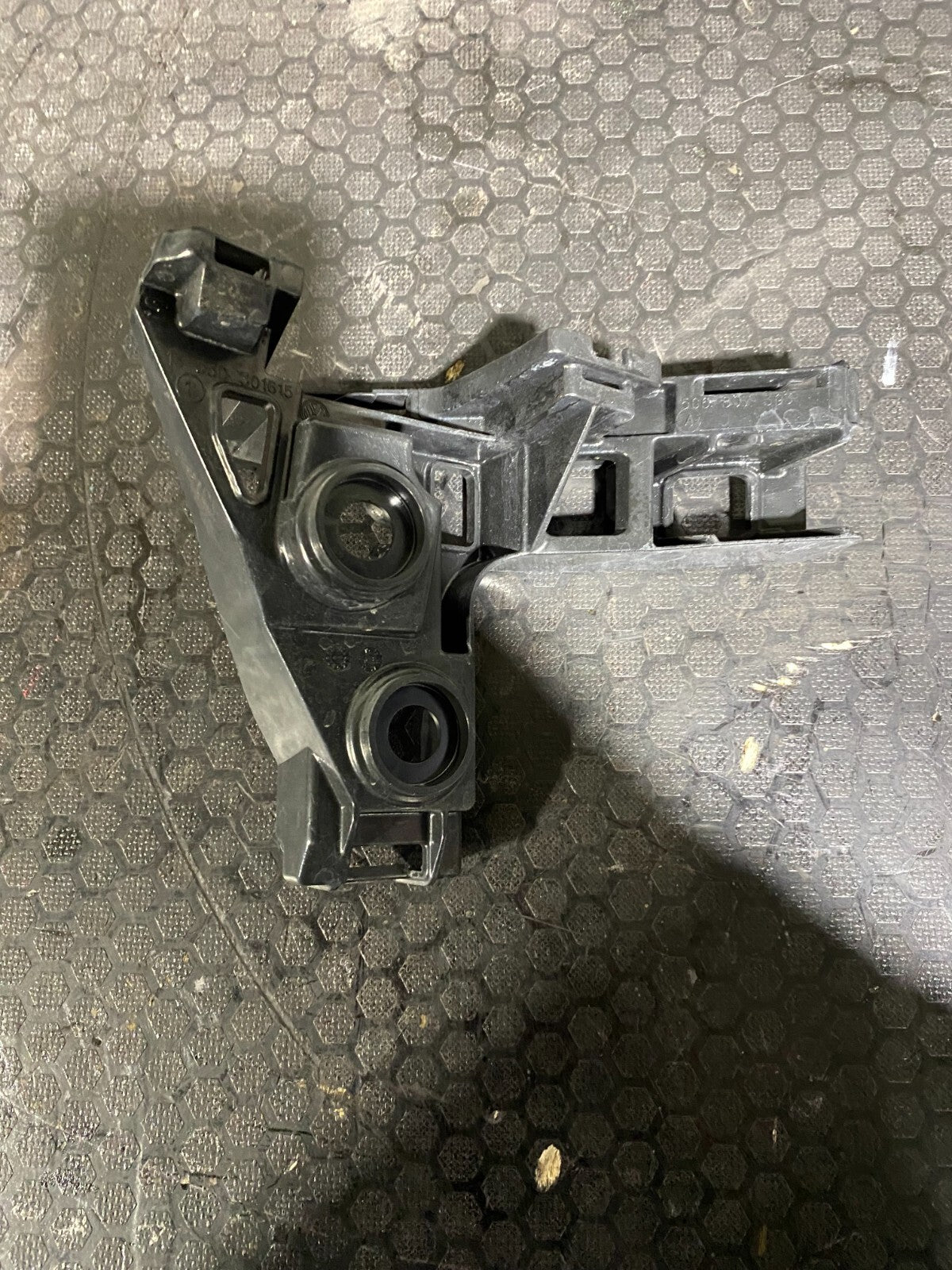 Volkswagen MK7 Rear Left Bumper Bracket 5G6807393