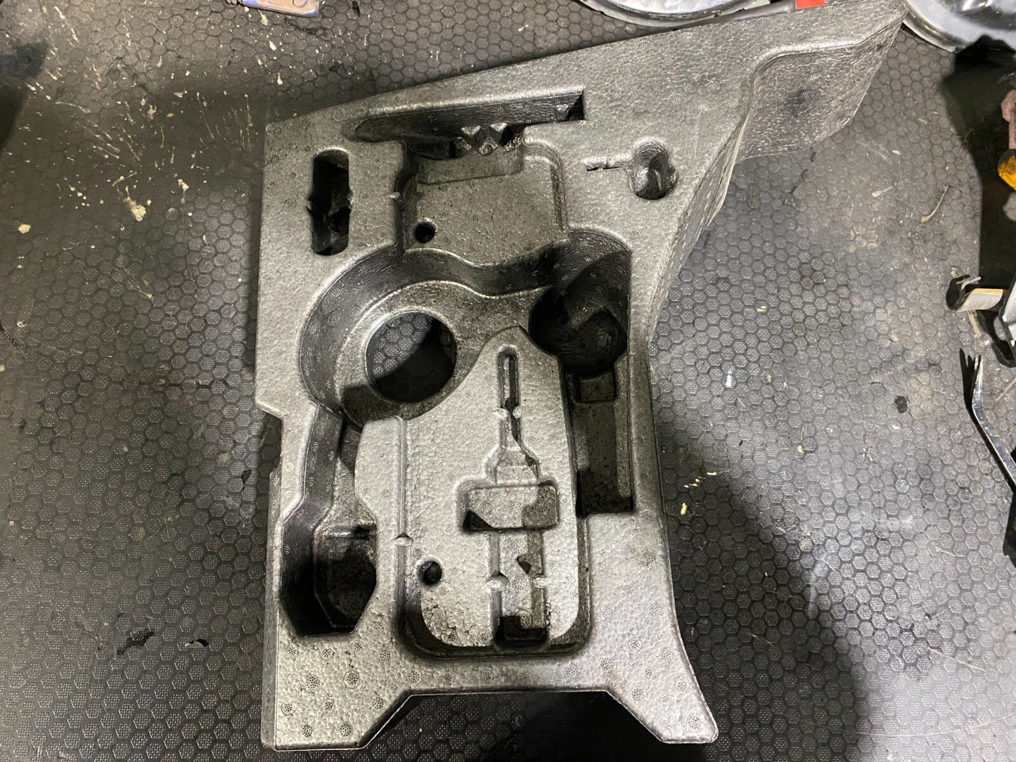 Volkswagen MK5 R32 Boot Trunk Foam 1K6858858E