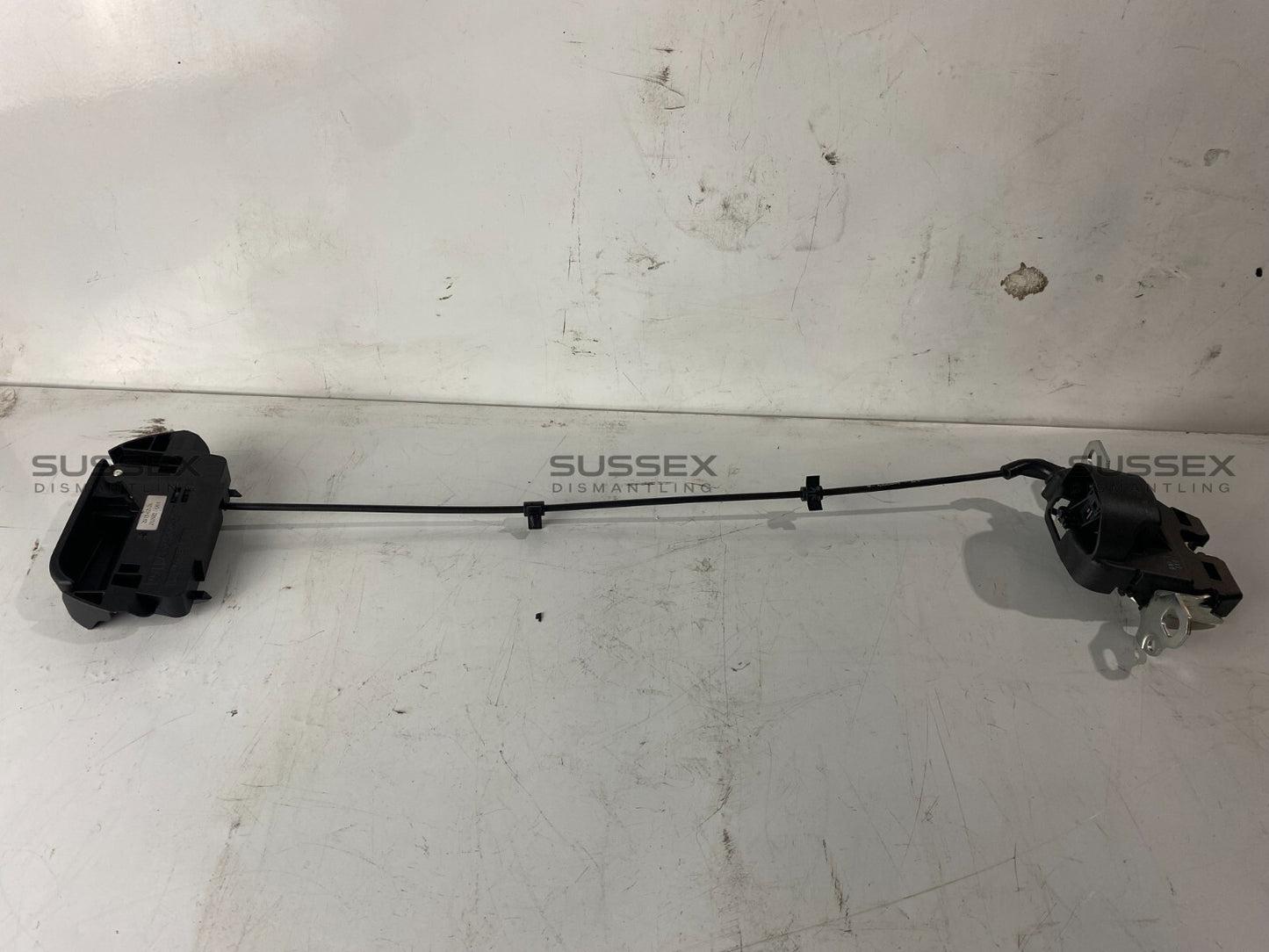 Mercedes-Benz Rear Left Seat Release Handle And Lock A2059204900