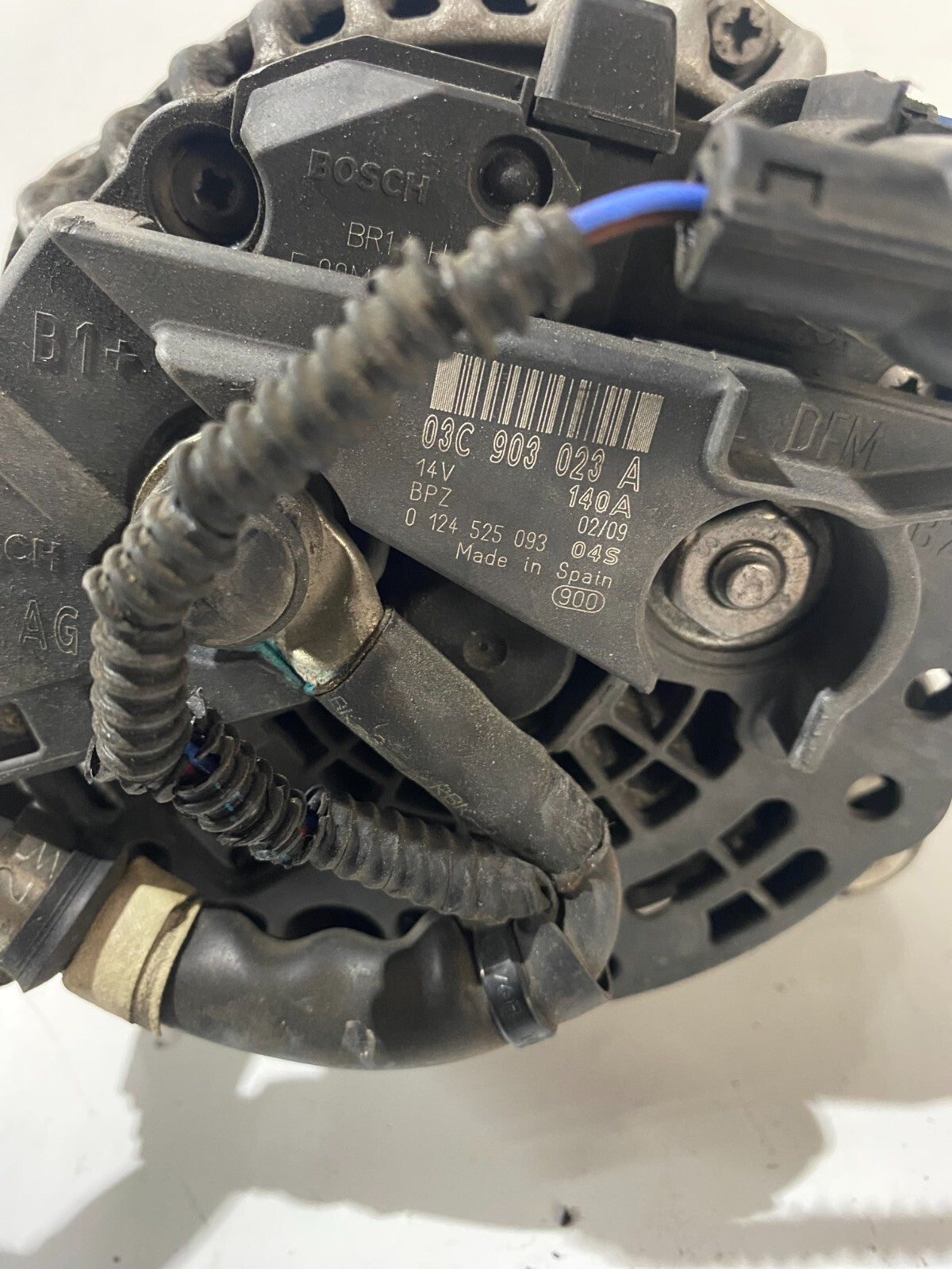 VWAG Alternator 03C903023A