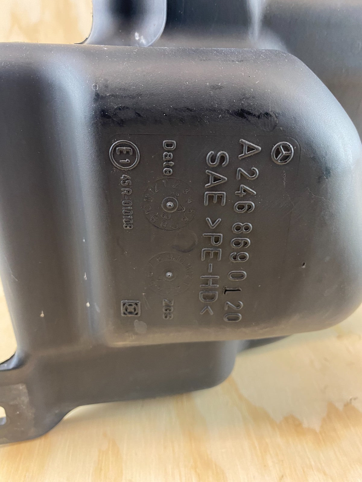 Mercedes-Benz A Class W176 Washer Bottle Reservoir A2468690120