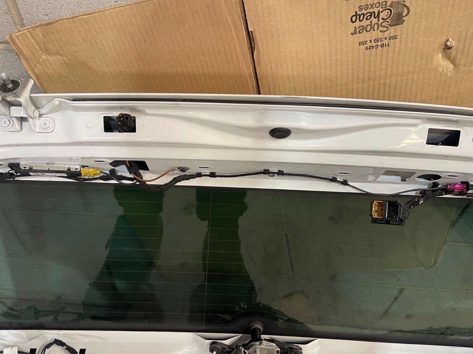 Volkswagen Golf MK7 Boot / Trunk In White *Freight Available*