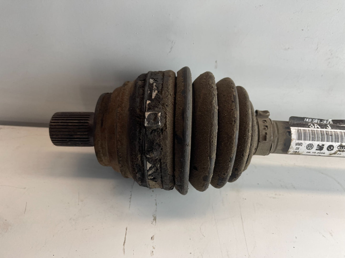 VWAG Rear Left Driveshaft 1K0501203A