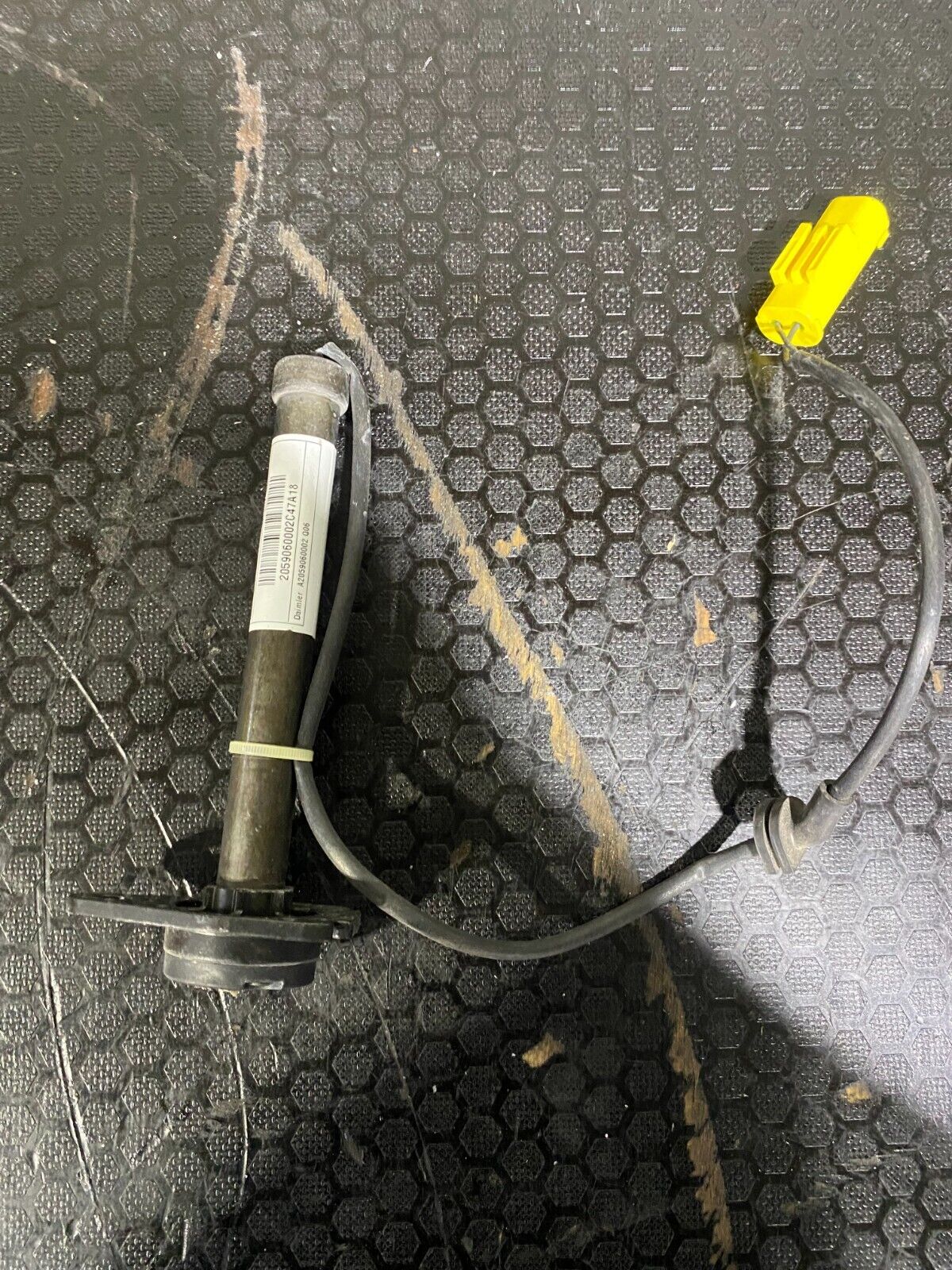 Mercedes-Benz C63s 2019-2021 A2059060002 Active Bonnet Actuator