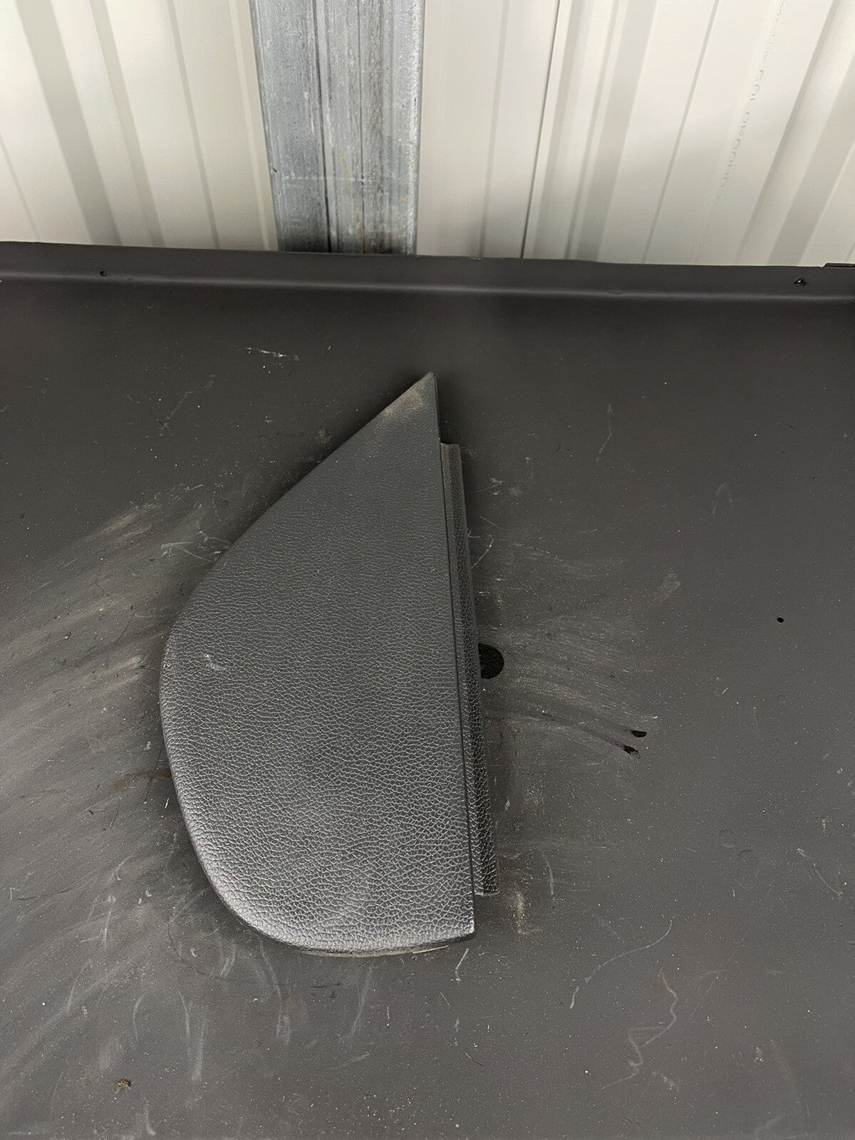 VW GOLF MK5 [04-09] DASHBOARD SIDE PANEL TRIM 1K0 858 247 D