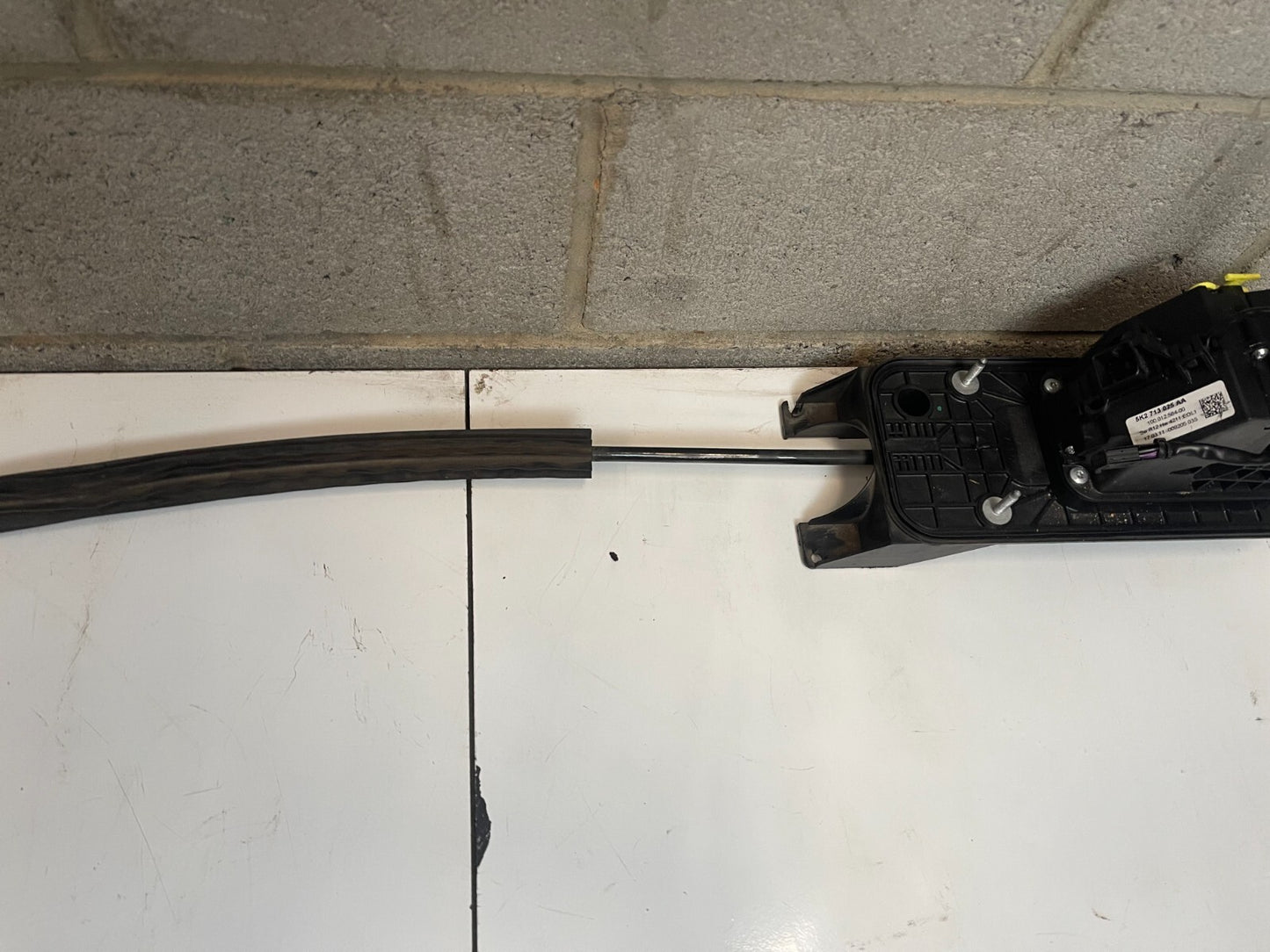 VWAG DSG Gear Shifter Selector 5K2713025AA