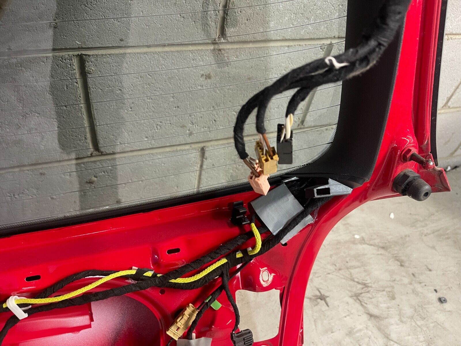 Volkswagen Golf MK5 Boot / Trunk In Red *Freight Available*