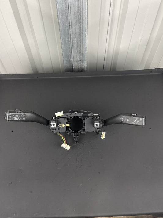 Volkswagen Golf MK6 09-13 USED COMBINATION SWITCH, INDICATOR & WIPER STALK
