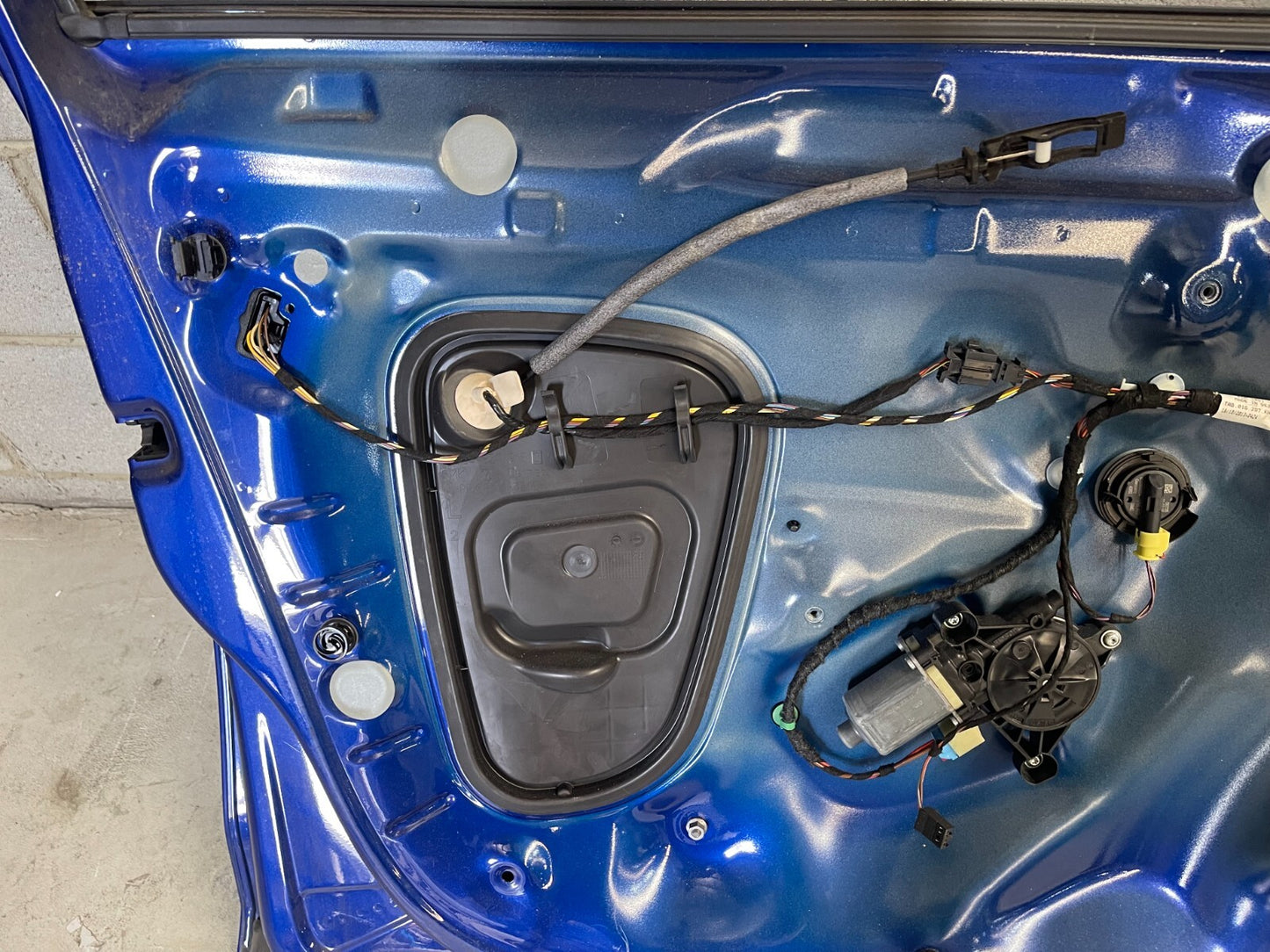 Volkswagen Golf MK7 Front Left Door In Blue *Freight Available*