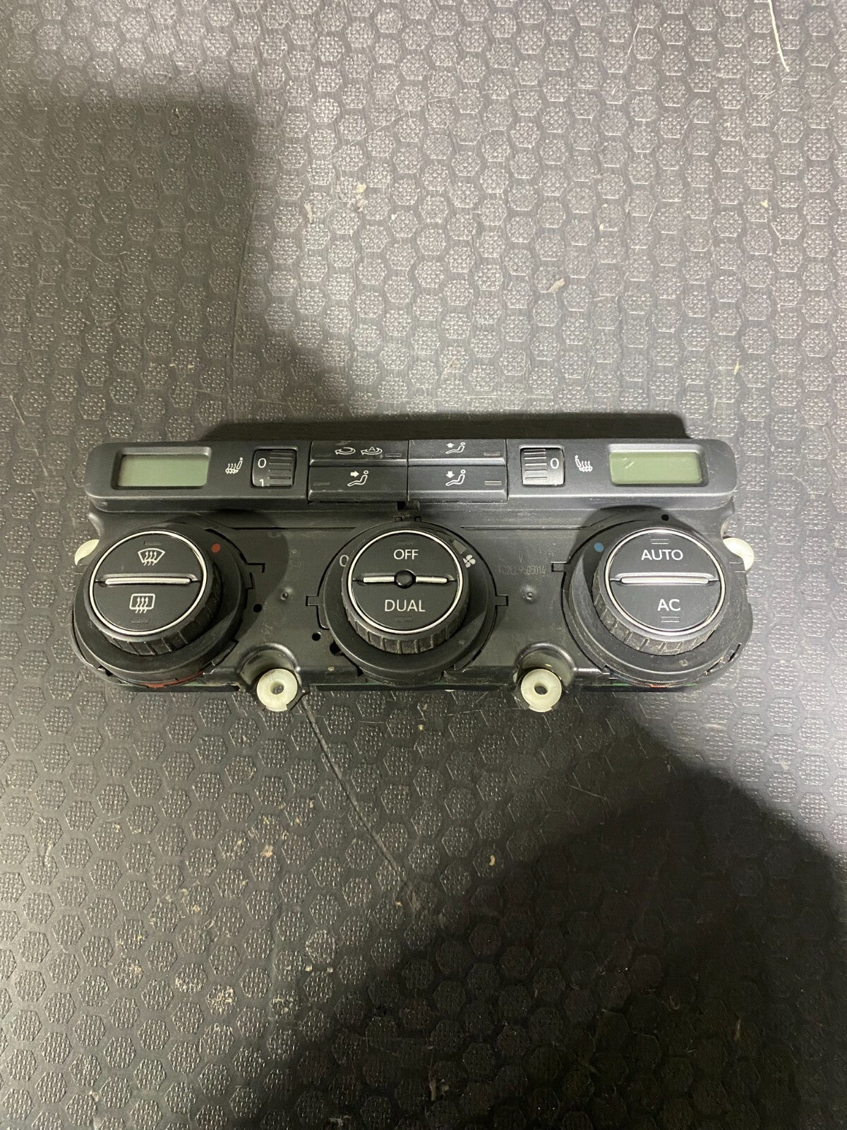 Volkswagen Passat R36 Climate Control 3C0907044DA