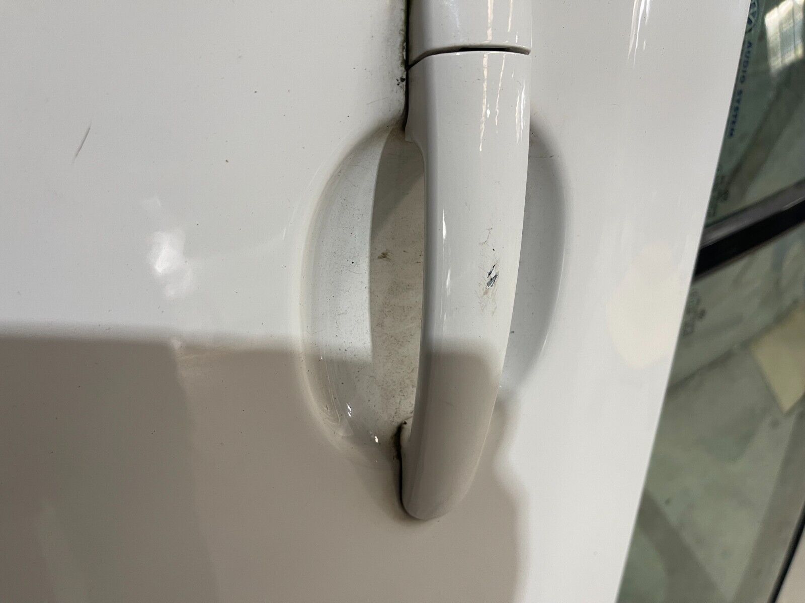 Volkswagen Golf MK5 Rear Right Door In White *Freight Available*