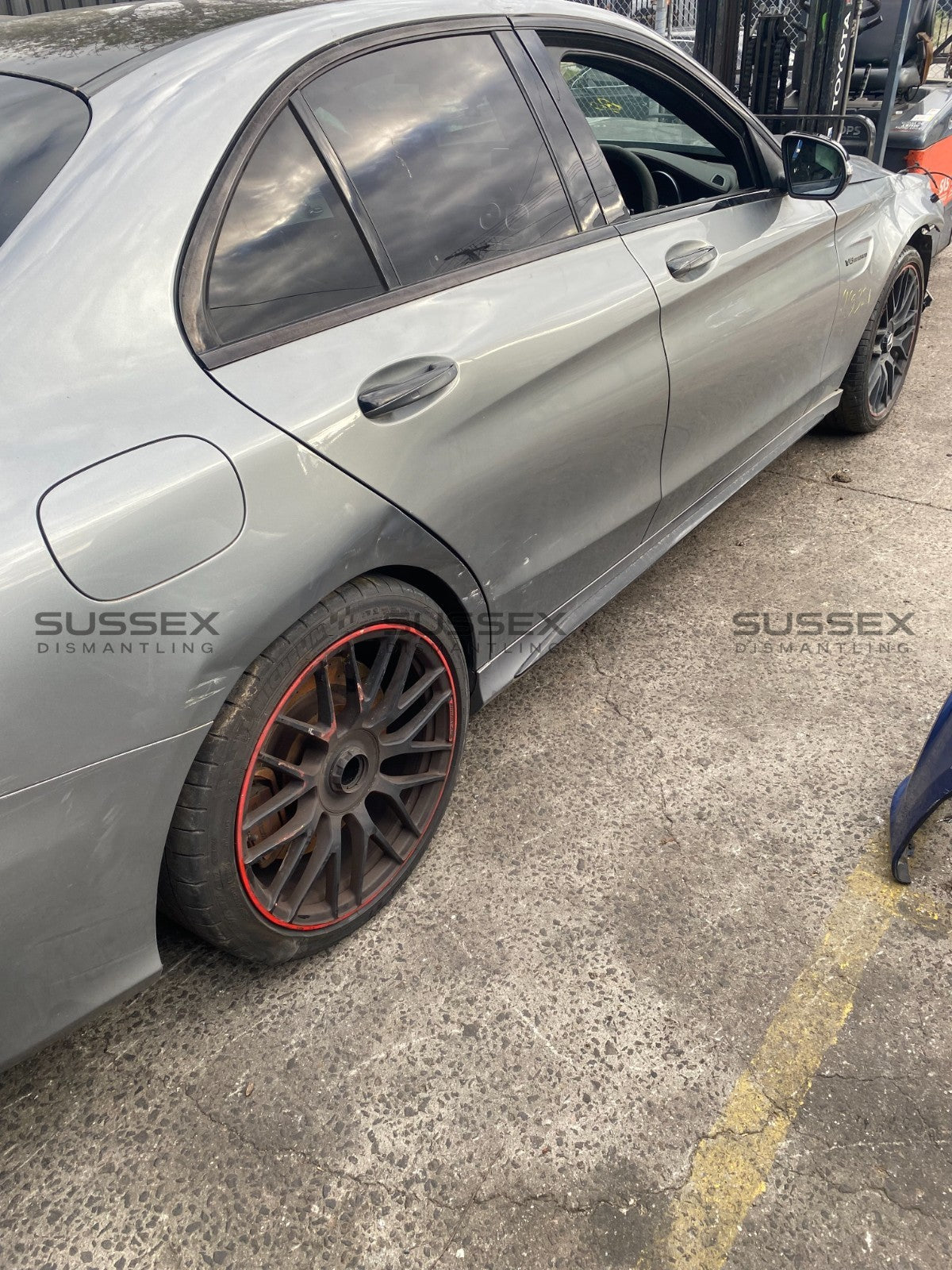 NOW WRECKING Mercedes-Benz C63s W205 EDITION 1 2015 92597KM