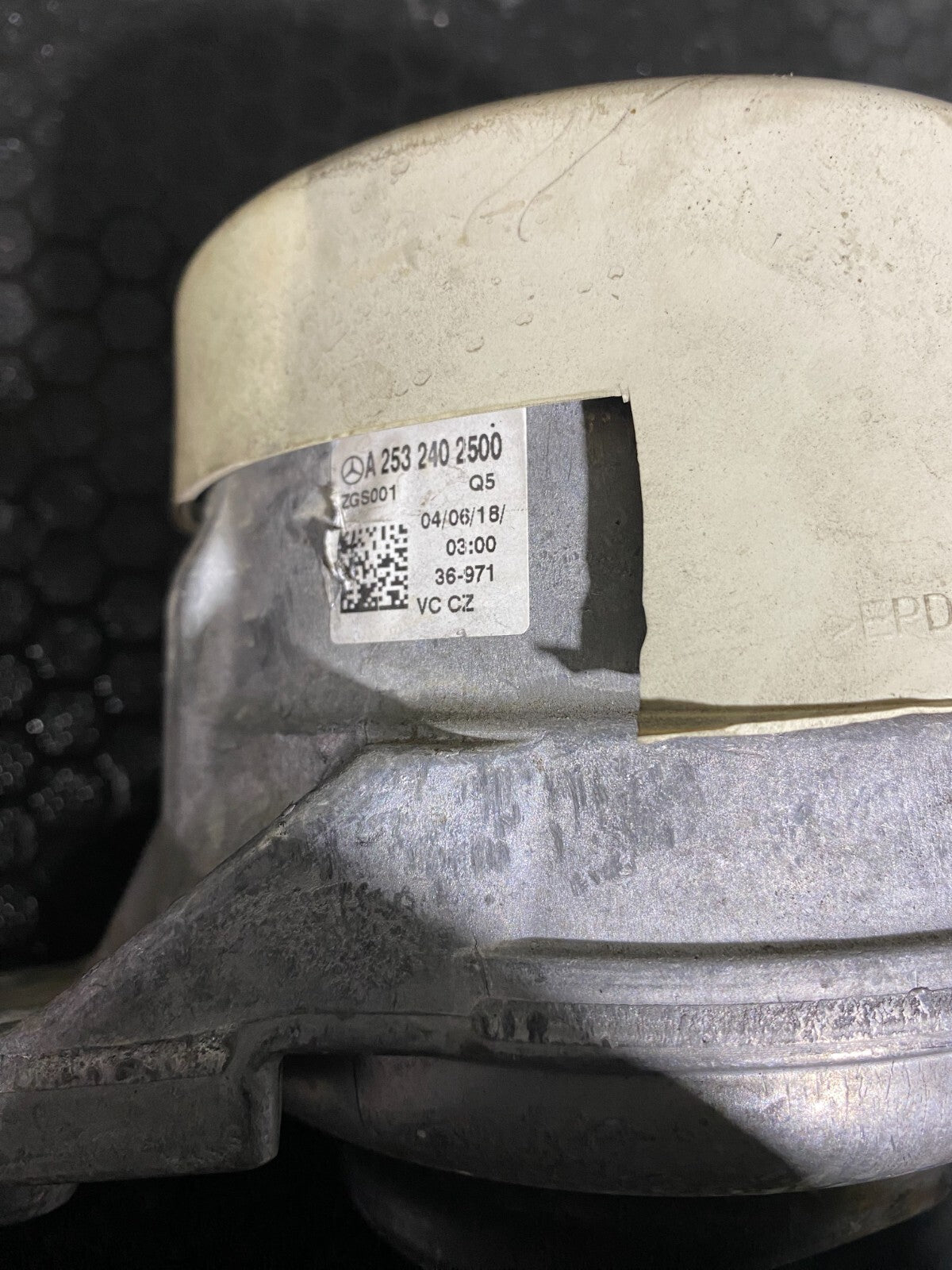 Mercedes-Benz AMG Right Engine Mount A2532402500