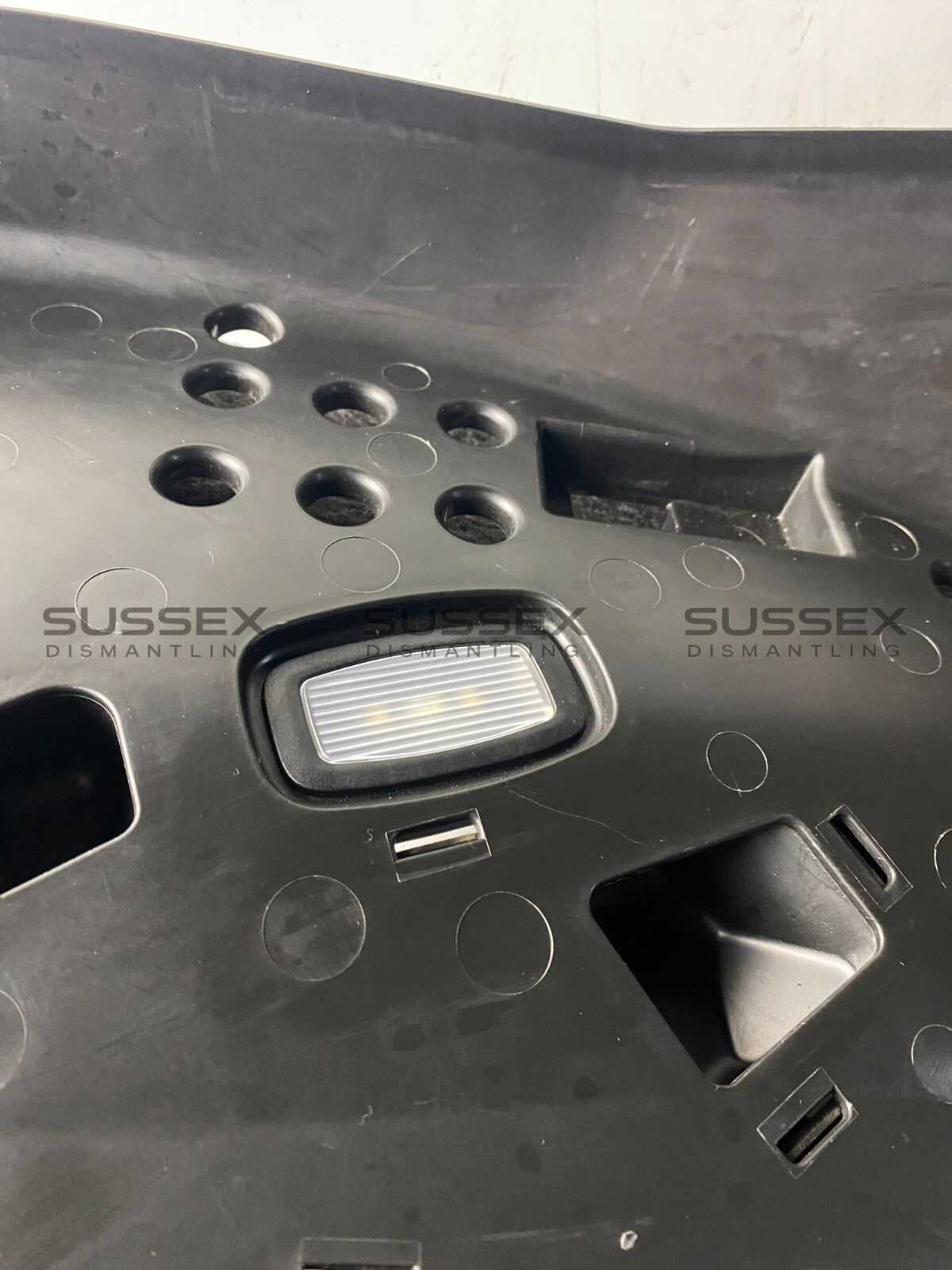 Mercedes-Benz Under Dashboard Footwell Light / Ventilation A2056800907