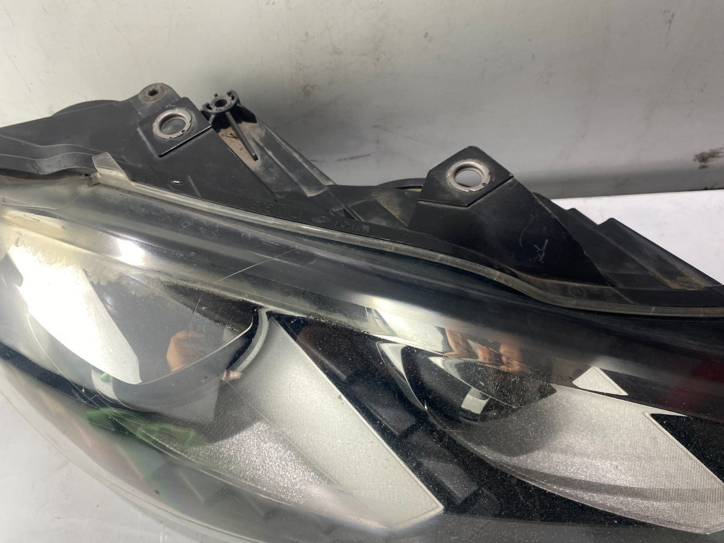 Volkswagen Golf MK6 2009-2013 Bi Xenon Driver Headlight 5K2941752D [No Modules]