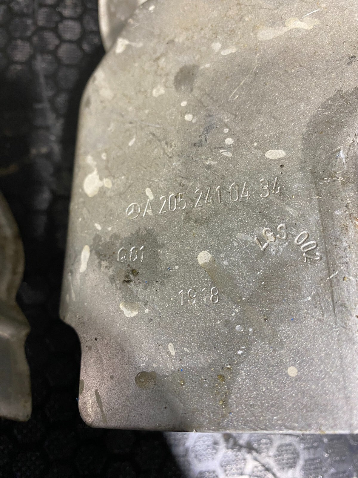 Mercedes-Benz Engine Heat Shield A2052410334 A2052410434