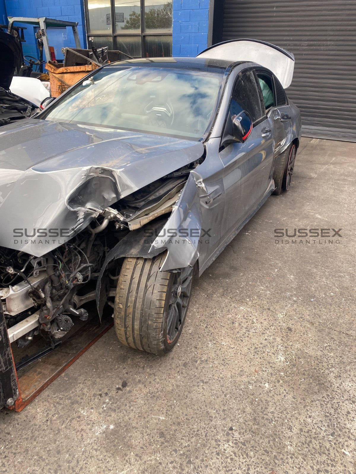 NOW WRECKING Mercedes-Benz C63s W205 EDITION 1 2015 92597KM