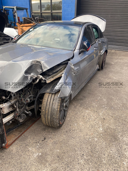 NOW WRECKING Mercedes-Benz C63s W205 EDITION 1 2015 92597KM