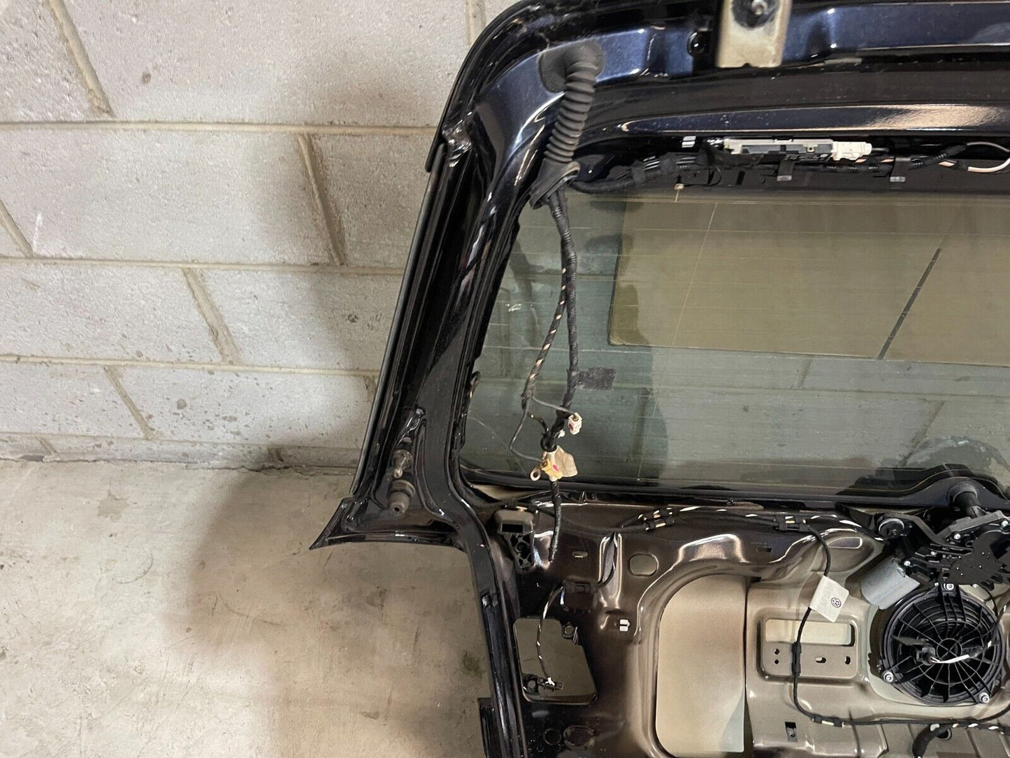 Volkswagen Golf MK6 Boot / Trunk In Black *Freight Available*