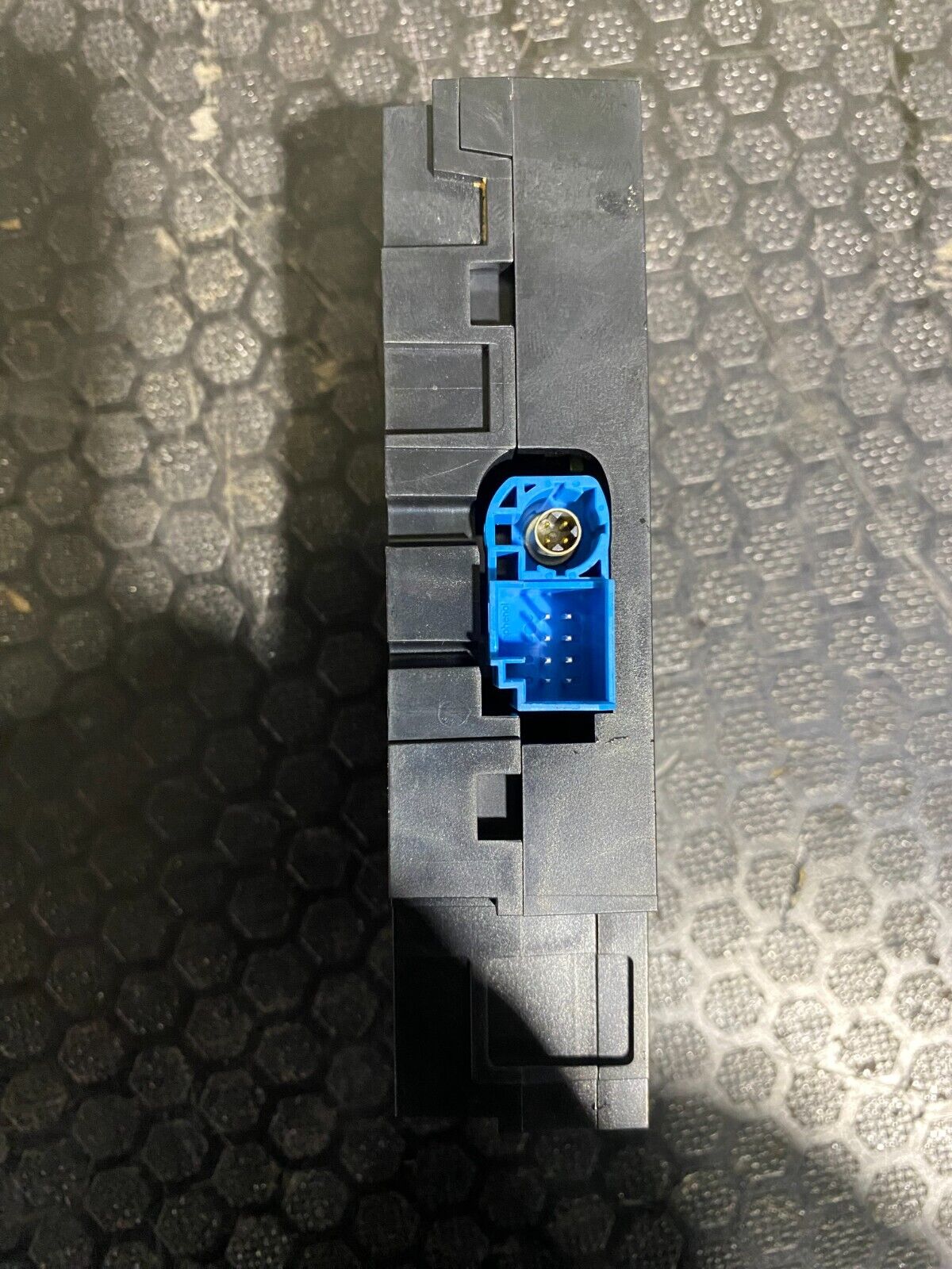 Mercedes-Benz C63s 2019-2021 Multimedia Connecting Unit A2138200401