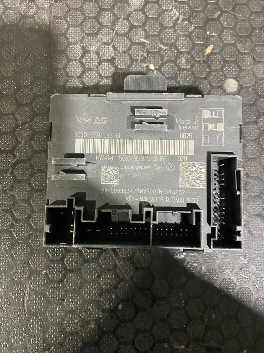 Volkswagen MK7-7.5 Front Right Door Control Module 5Q0959593B