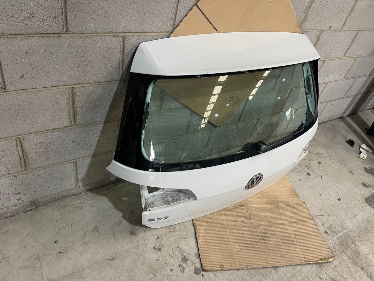 Volkswagen Golf MK7 Boot / Trunk In White *Freight Available*