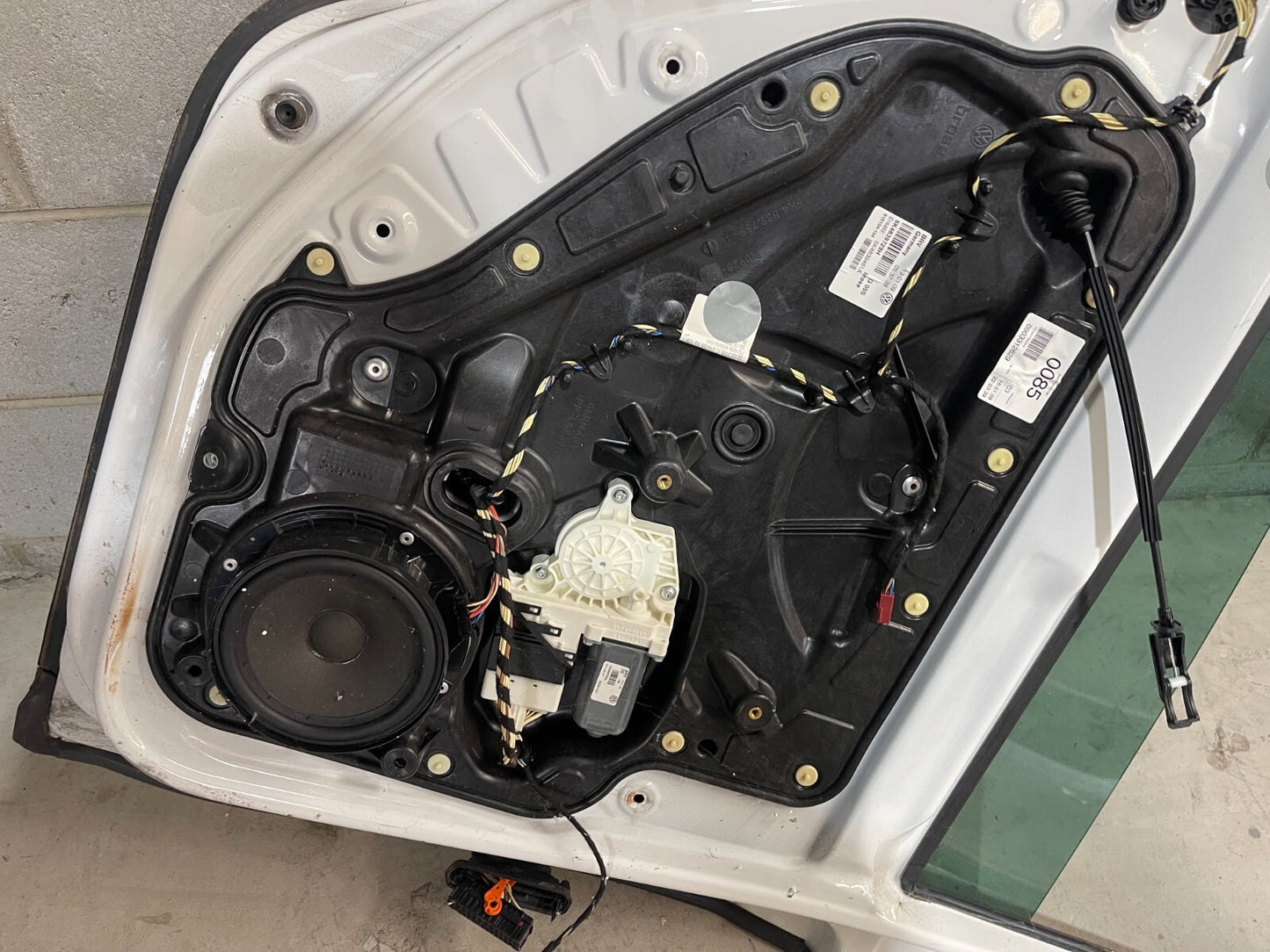 Volkswagen Golf MK6 Rear Left Door In White *Freight Available*