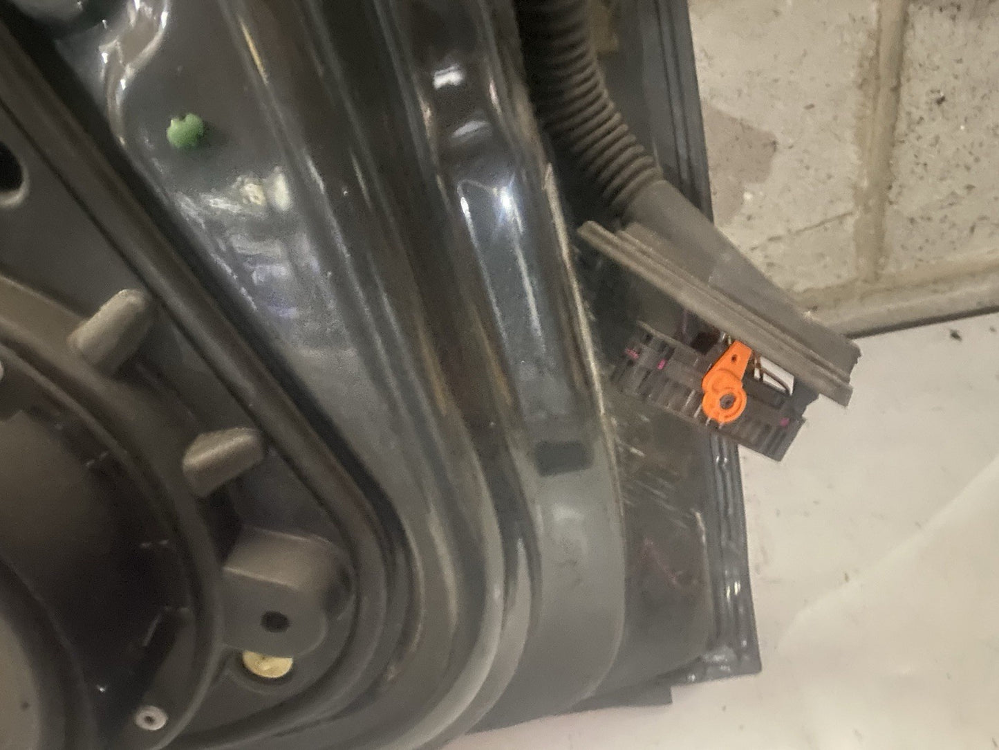 Volkswagen Golf MK6 Front Left Door In Carbon Grey *Freight Available*