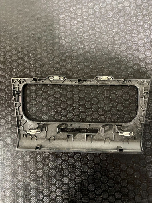 Volkswagen Volkswagen AC Heater Control Trim Surround Panel 5K0858071M