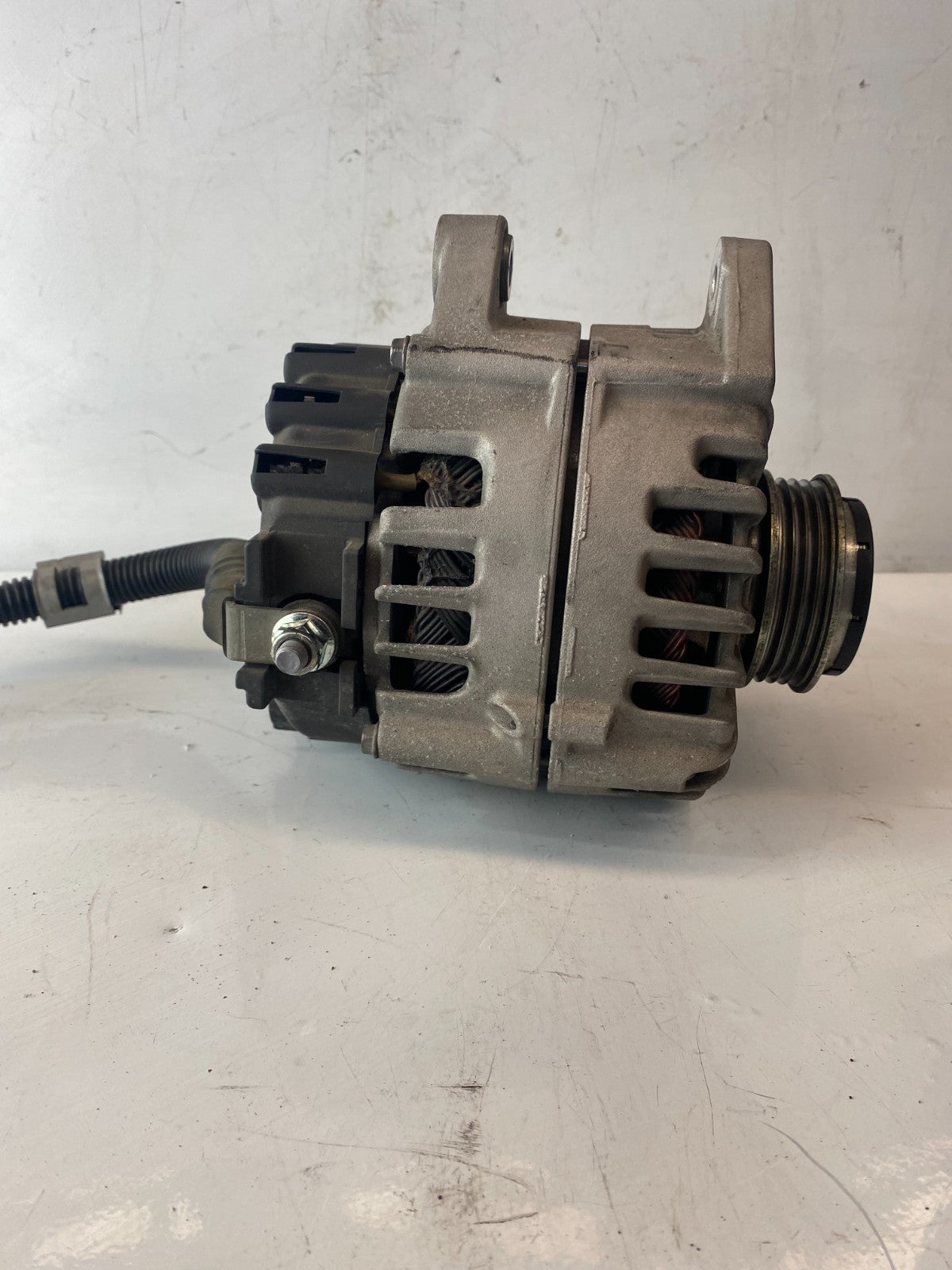 Mercedes-Benz M177 Alternator A0009061705