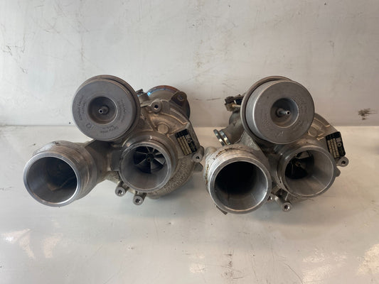 Mercedes-Benz M177 C63S AMG Turbochargers A1770900080 83,xxxKM (30 DAY WARRANTY)
