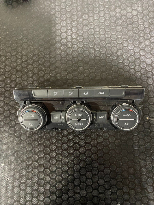 Volkswagen Golf MK7-MK7.5 Climate Control Without Heated Seats 5G0907044BC