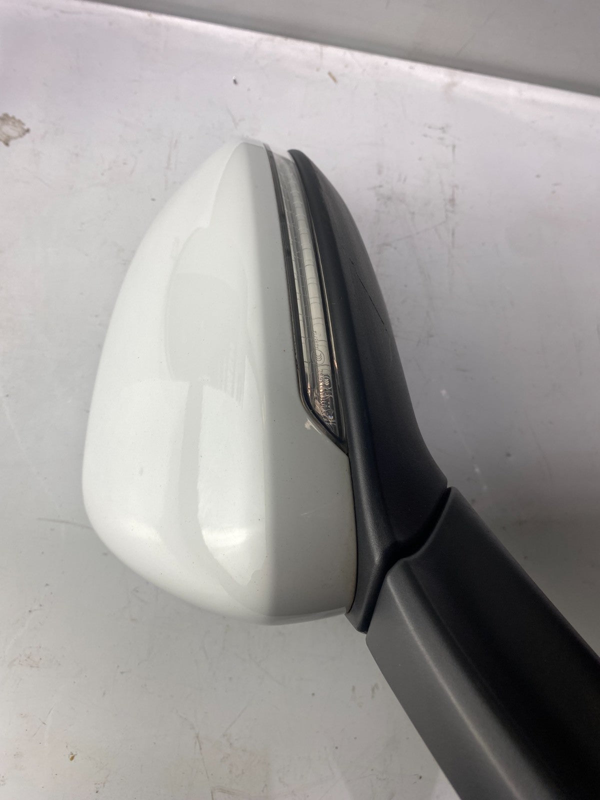 Volkswagen Golf MK7-7.5 Front Left Side Mirror With Auto Fold In White