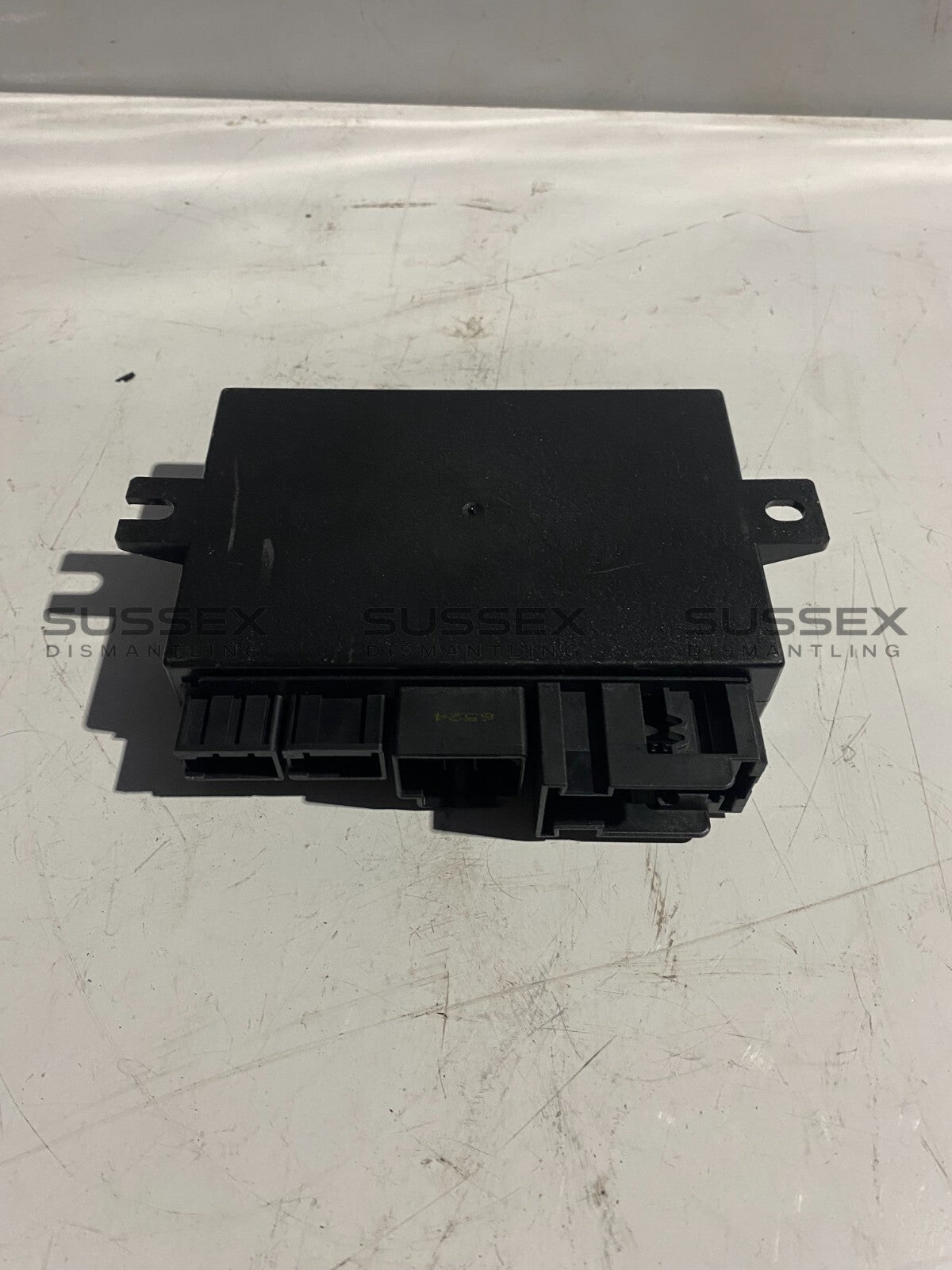 Mercedes-Benz Active Engine Mount Control Unit Module A2059002219