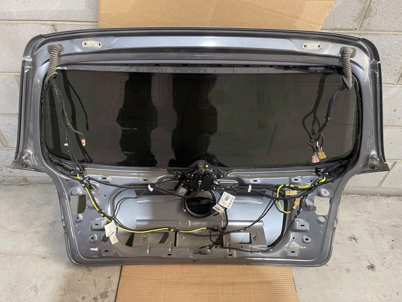 Volkswagen Golf MK5 Boot / Trunk In Grey *Freight Available*