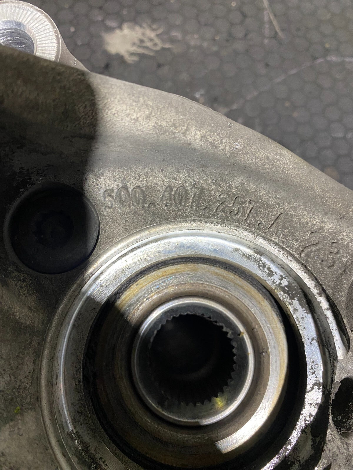 Volkswagen Golf MK7-7.5 GTI/R Front Left Hub 5Q0407257A