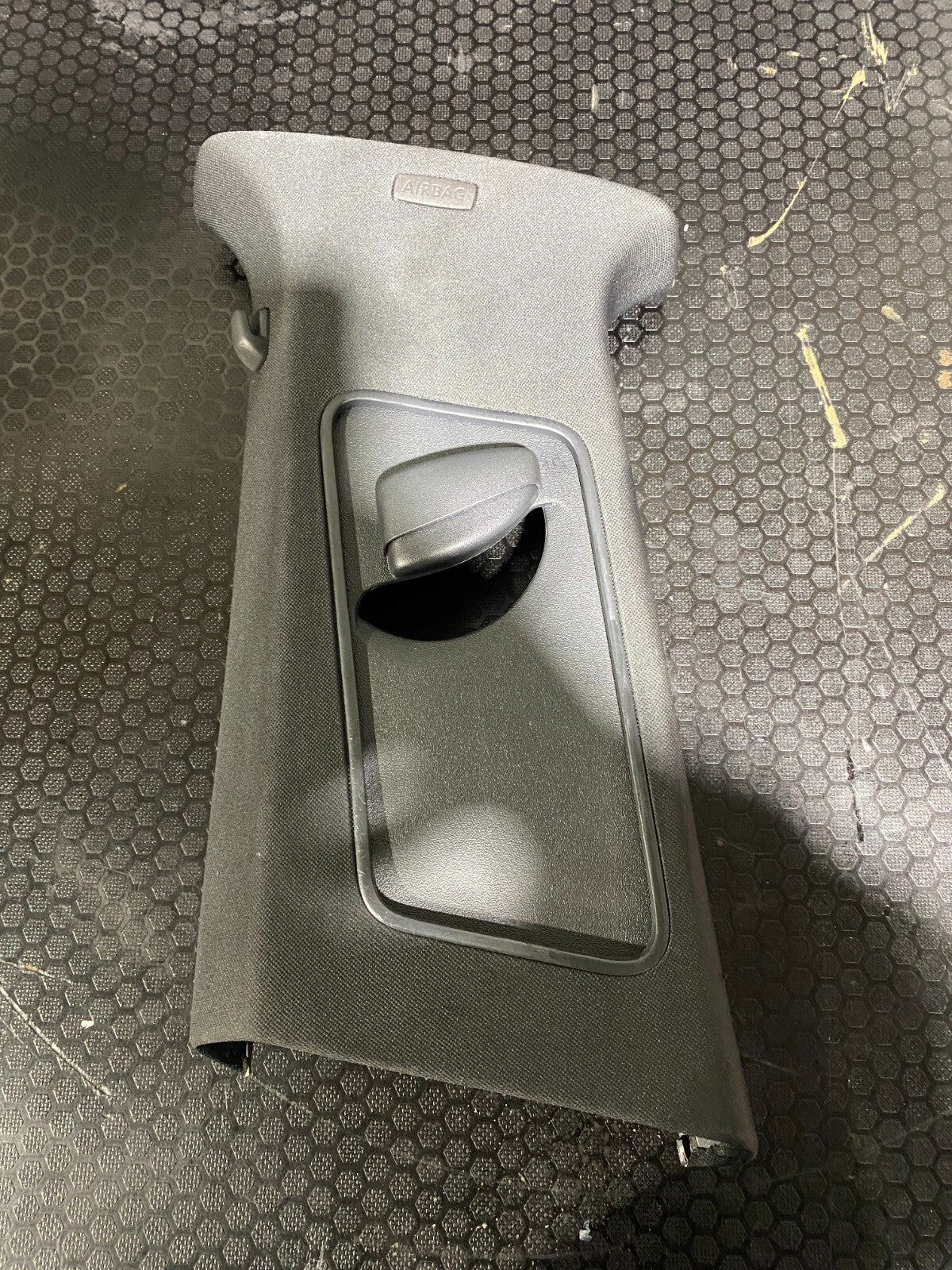 Volkswagen Golf MK5/MK6 Passenger Seat Belt Cover 1K4867243