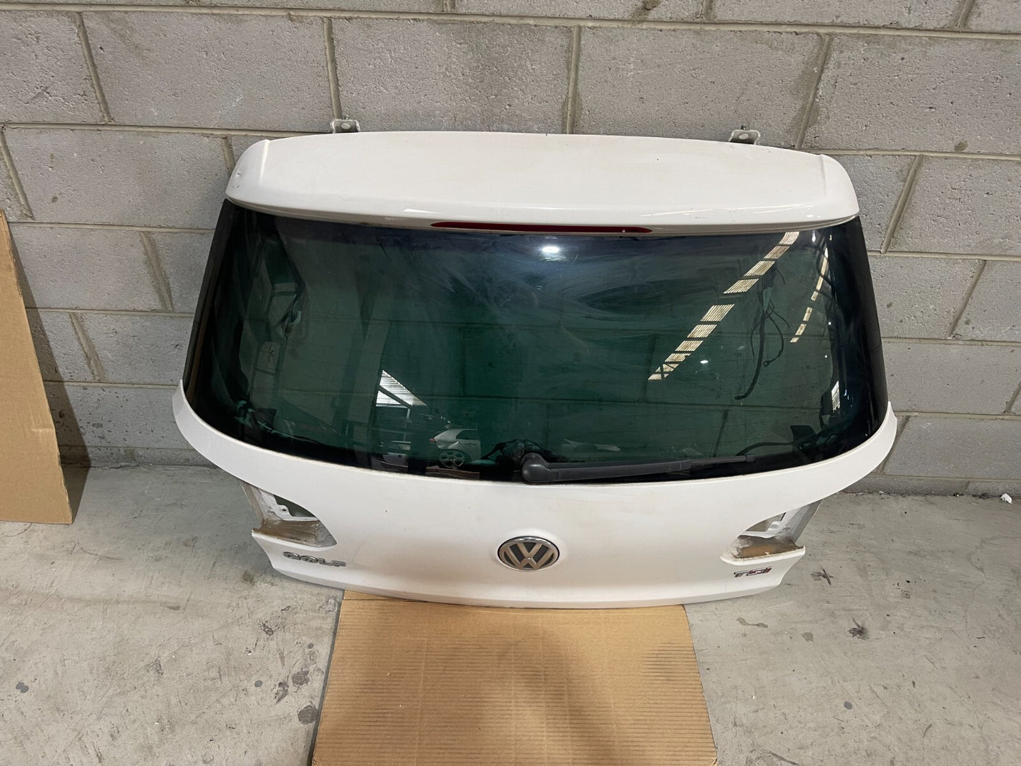 Volkswagen Golf MK6 Boot / Trunk In White *Freight Available*