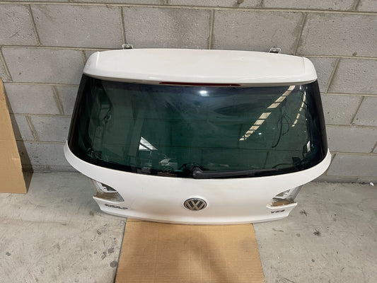 Volkswagen Golf MK6 Boot / Trunk In White *Freight Available*