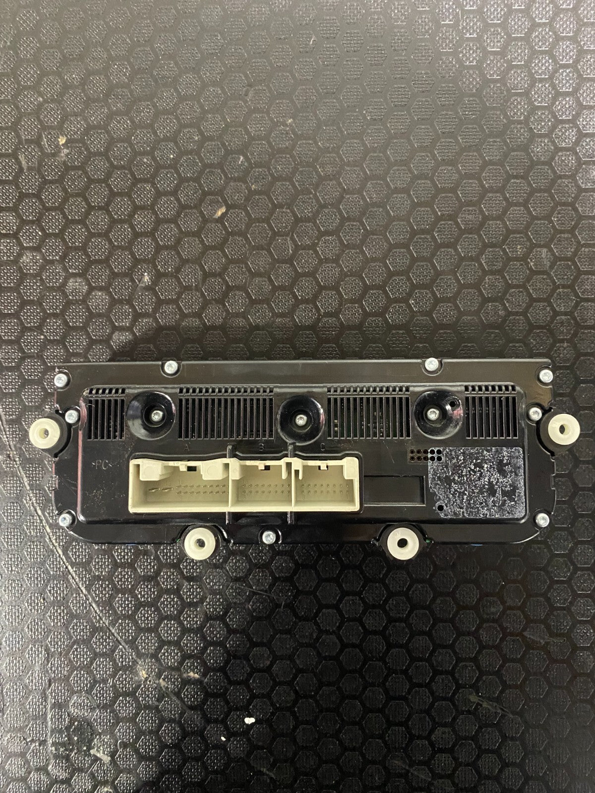 Volkswagen Golf MK5 Climate Control With Heated Seats