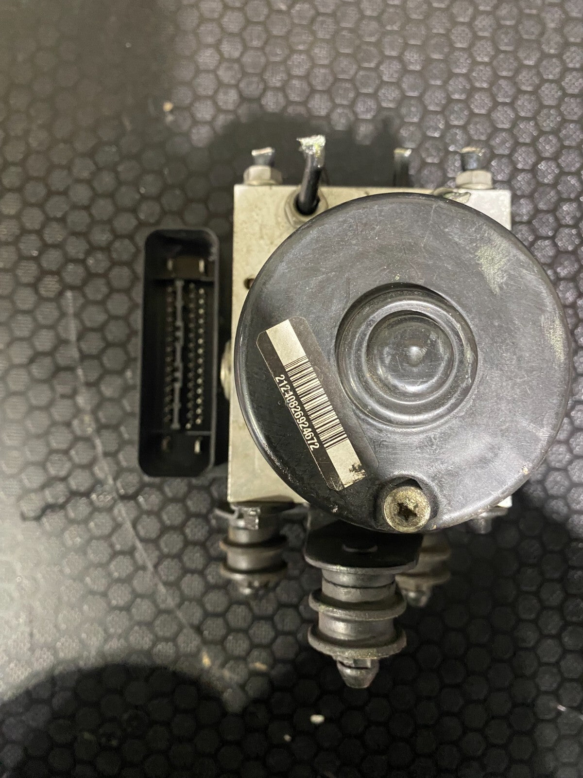 Volkswagen Golf ABS Brake Pump Module 1K0614517AF